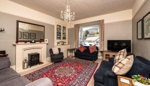 Four-Bedroom Holiday Home