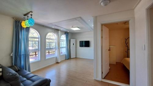 Double Room 2