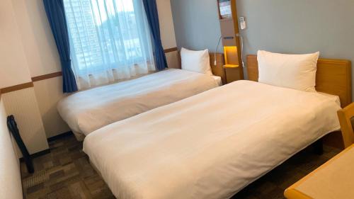 Twin Room - Non-Smoking
