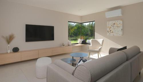 Four-Bedroom Holiday Home