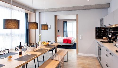Three-Bedroom Apartment with kitchenette (6 Adults)