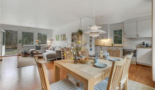 Three-Bedroom Holiday Home 