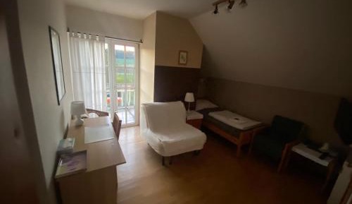 Single Room with Private Bathroom