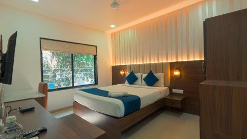 Classic Room King Bed