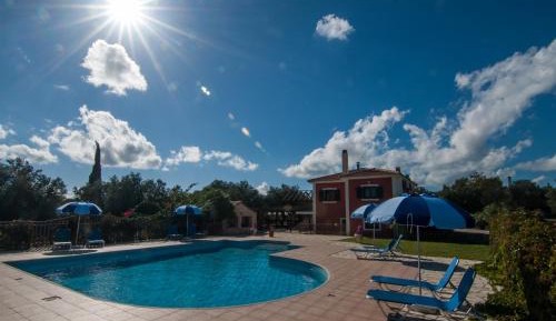 Villa Christine - Two Bedroom Villa with Sharing Pool