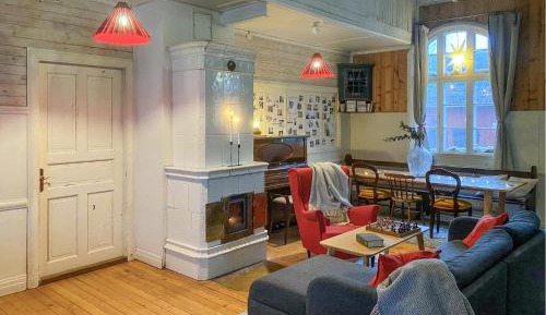 Four-Bedroom Holiday Home