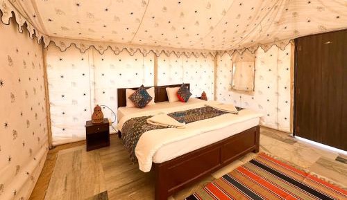 Tent