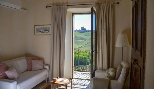 Two-Bedroom Apartment with Balcony and Terrace