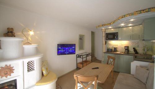 Apartment with Garden View