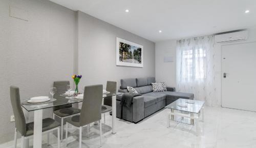 Superior One-Bedroom Apartment