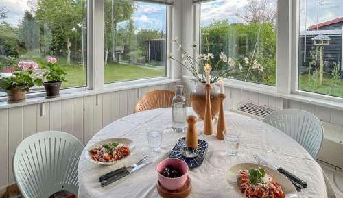 Three-Bedroom Holiday Home 
