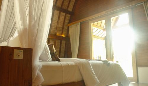 Deluxe Bungalow with Garden View