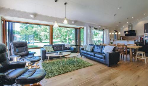 Four-Bedroom Holiday Home