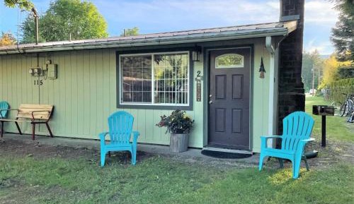 One-Bedroom Holiday Home