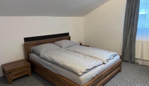 Two-Bedroom Apartment with Mountain View