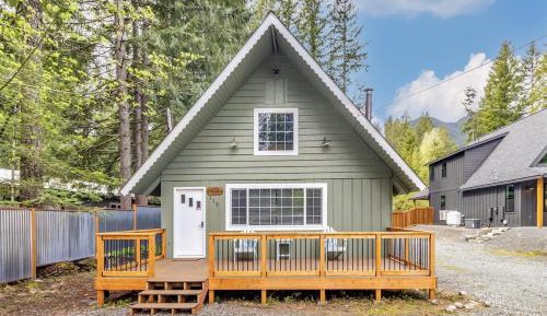 Three-Bedroom Holiday Home 
