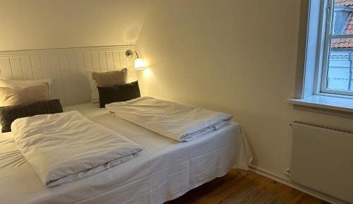 Double Room with Private Bathroom (facing street)