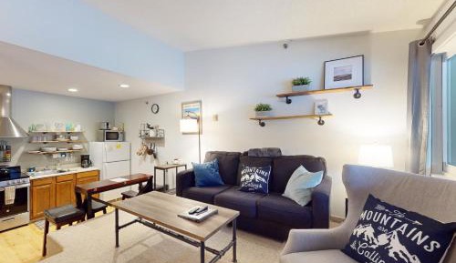 One Bedroom Apartment