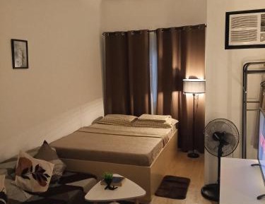 Studio with Sofa Bed