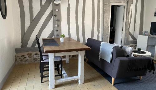 Apartment with Garden View