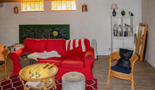 Four-Bedroom Holiday Home