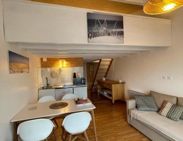 Superior One-Bedroom Apartment with Balcony