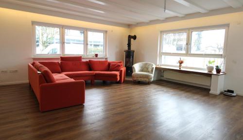 Three-Bedroom Apartment with Balcony