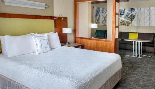 King Studio with Sofa Bed