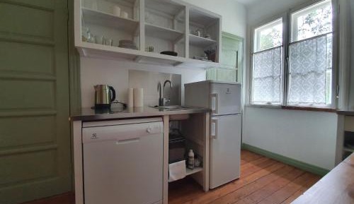 One-Bedroom Apartment - Non-Smoking