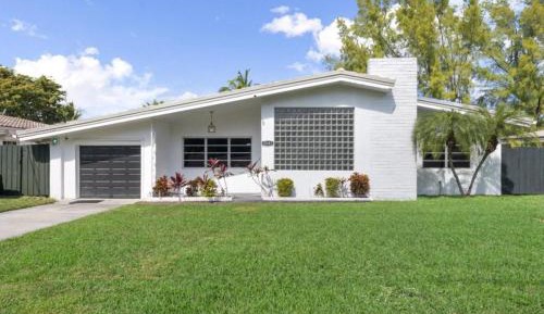 Four-Bedroom Holiday Home