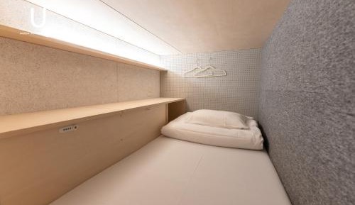 Deluxe Capsule Room for Male 