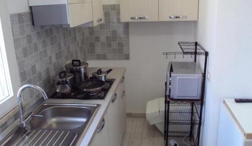 One-Bedroom Apartment with Garden View