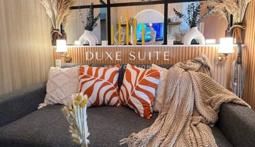 Suite with Pool View