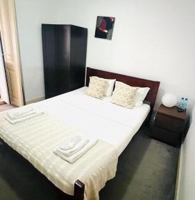 Double Room with Shared Bathroom