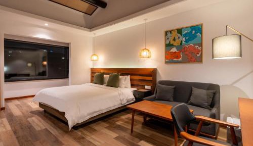 Deluxe Double Room with Bath