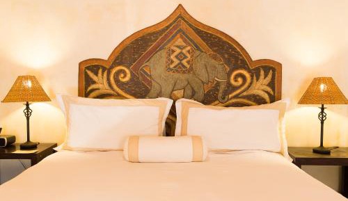 Acorn Studio Suite - King Bed