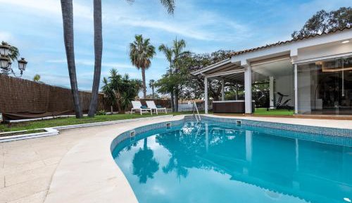 Three-Bedroom Chalet