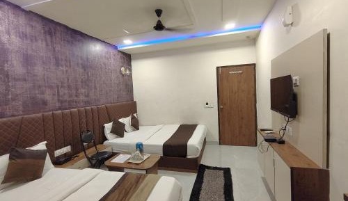 Standard Family Room