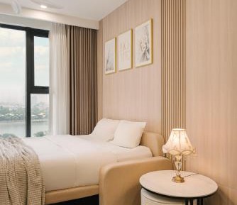 Studio Apartment with King Bed