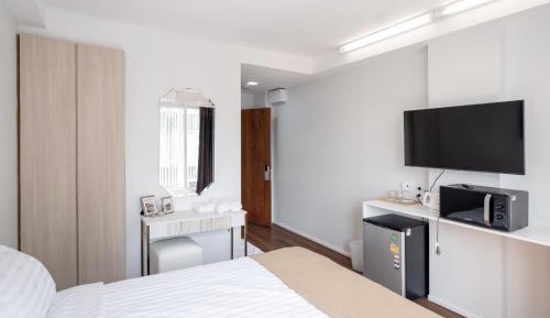 Queen Room
