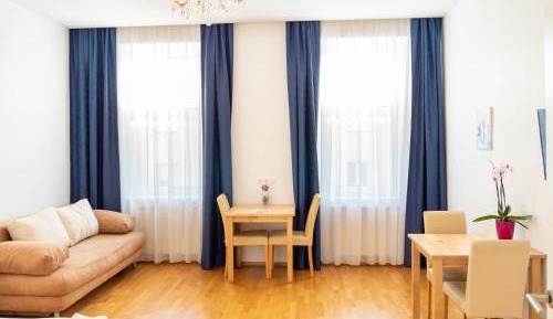 Apartment (4 Adults)