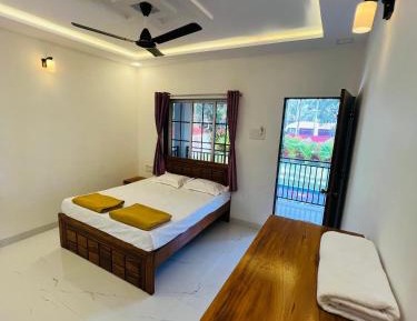 Standard King Room
