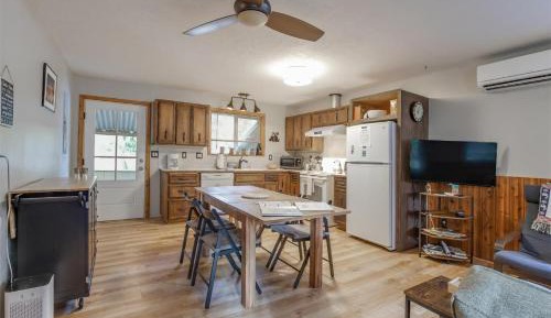 Three-Bedroom Holiday Home 