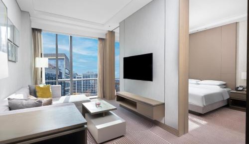 King Suite with Kitchen