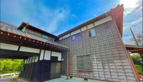 Five-Bedroom House
