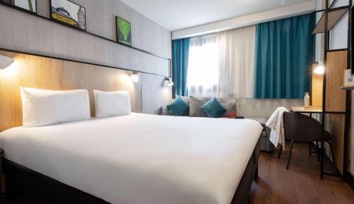 Triple Room with One Double and One Sofa Bed