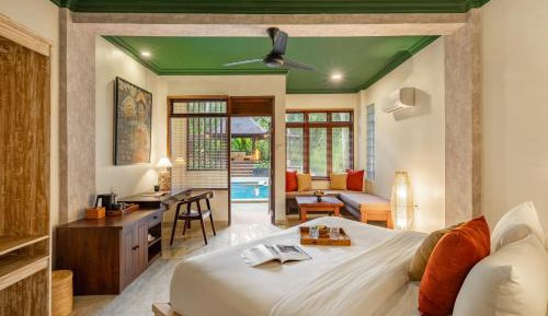 Double Room with Pool View