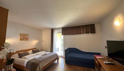 Triple Room with Balcony