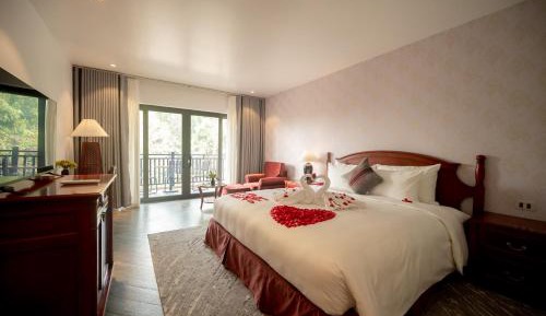 Deluxe Double Room with Bath