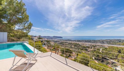 Villa with Sea View